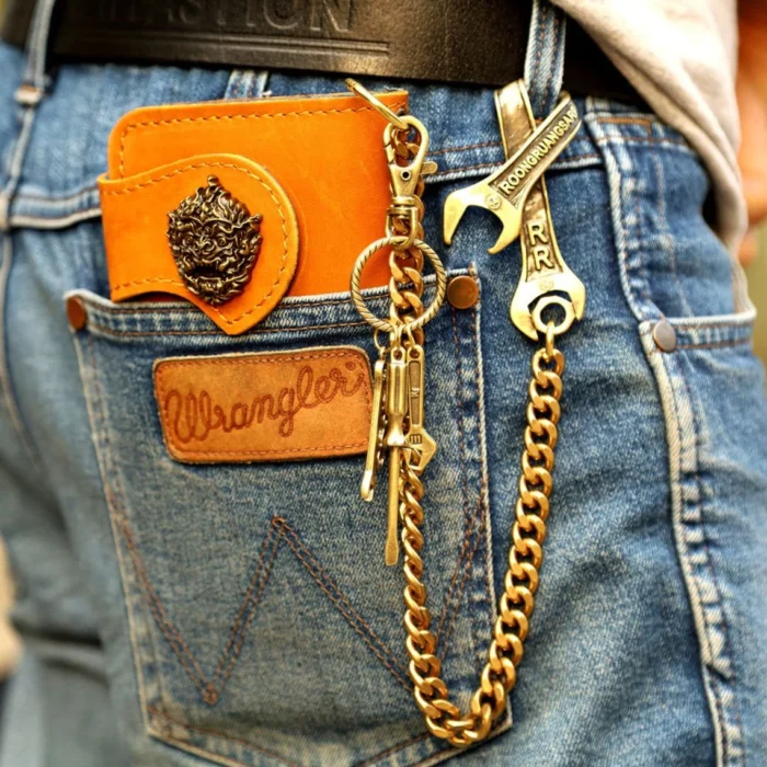Leather Biker Wallet With Chain - Image 7