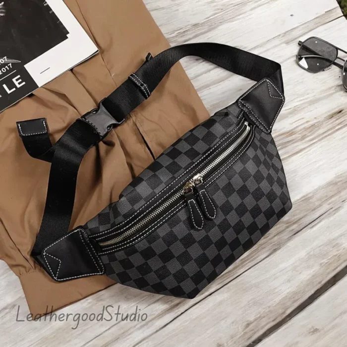 Black leather crossbody bag - Image 6