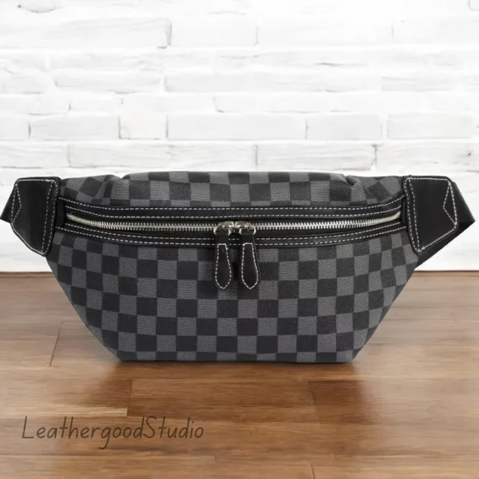 Black leather crossbody bag - Image 2